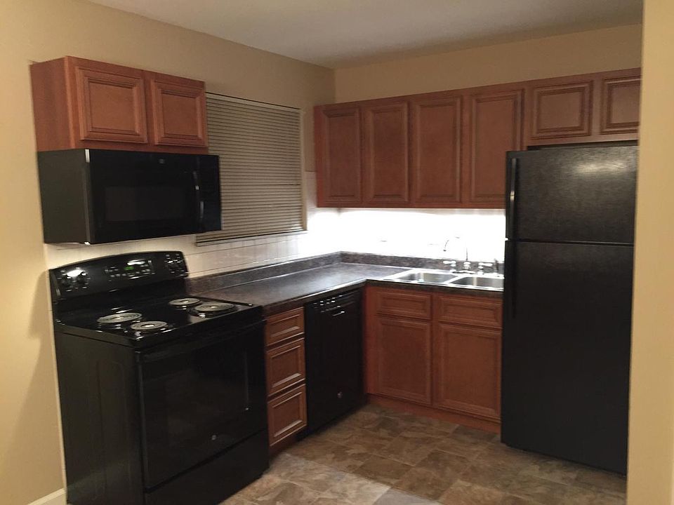 1st image of 448 Burcke Dr