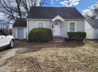 1626 W Division St, Springfield, MO 65802