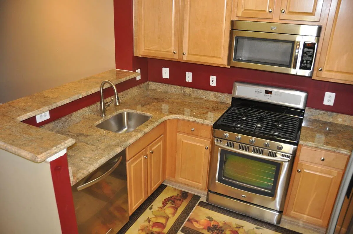 1 bed, 761 sqft, $2,050 — Photo 1