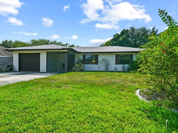 2374 SE Marseille St, Port Saint Lucie, FL 34952
