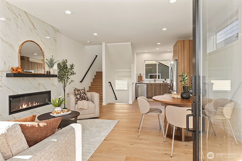 5th image of 3314 W Dravus Street