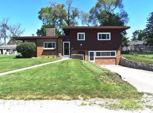 405 W Lowell Ave, Pontiac, IL 61764