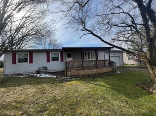 615 Santa Monica Dr, Youngstown, OH