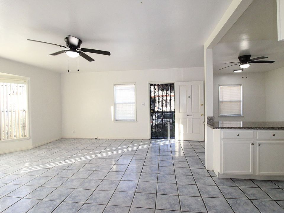 1st image of 2816 W Vernon Ave #2828