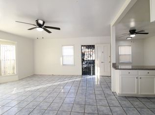 2816 W Vernon Ave, Los Angeles, CA 90008