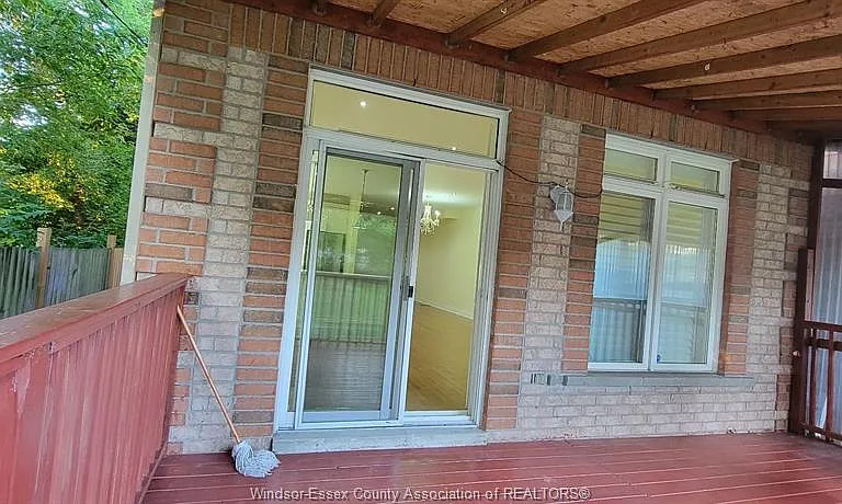 1721 Ellesmere Rd #UPPER — Photo 32
