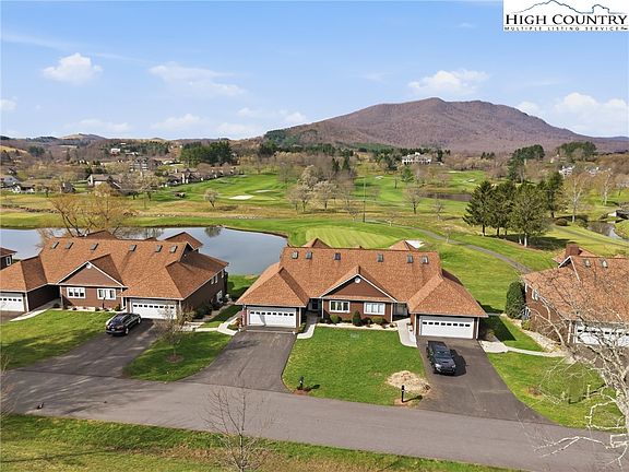 3rd image of 233 Lake View Place #D1