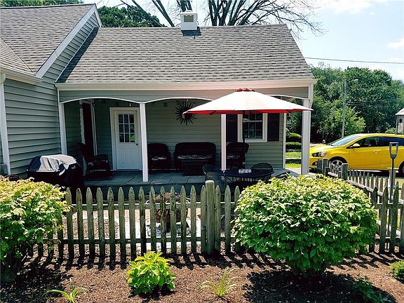5th image of 500 Squantum Dr