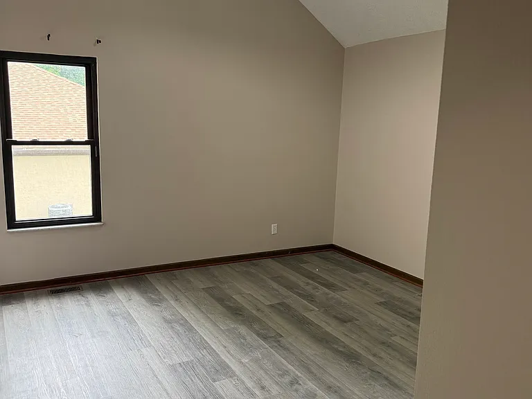 179 Monterey Dr — Photo 14