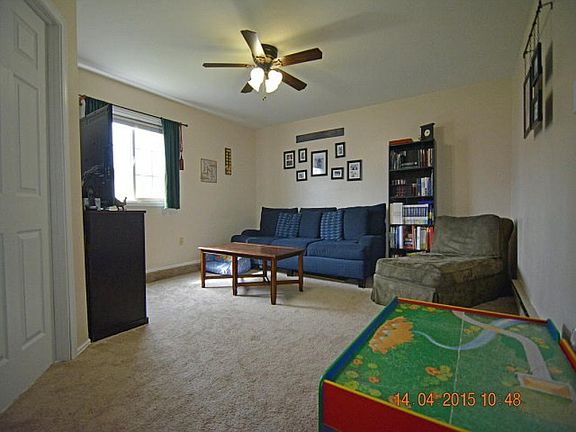 5th image of 2311 Louise Ln