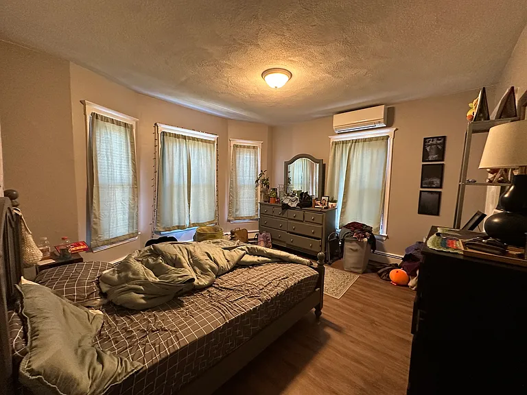 899 Hancock St — Photo 20