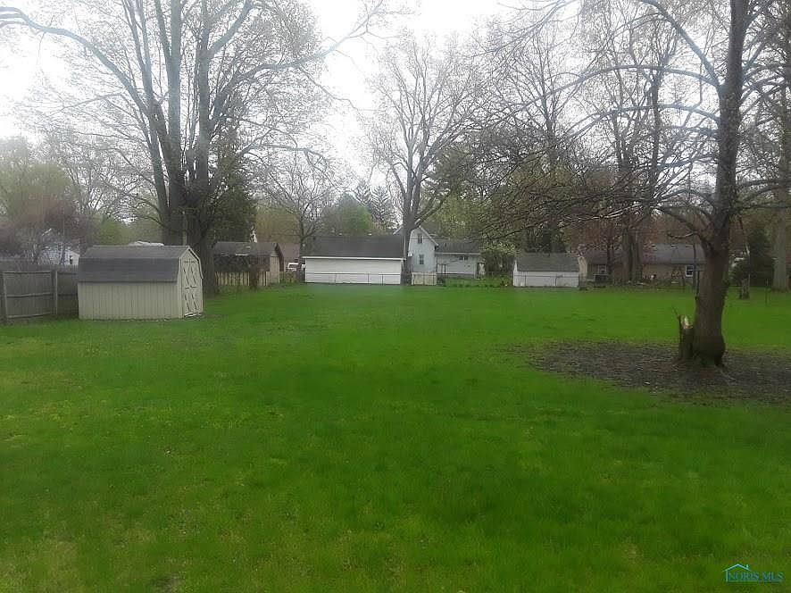 2nd image of 816 Heidelberg Rd
