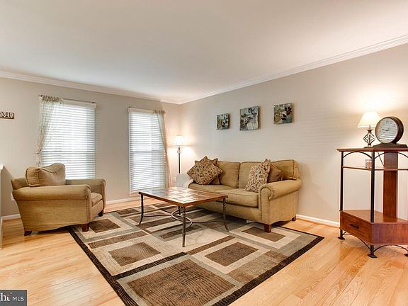 2nd image of 6003 Rockton Ct