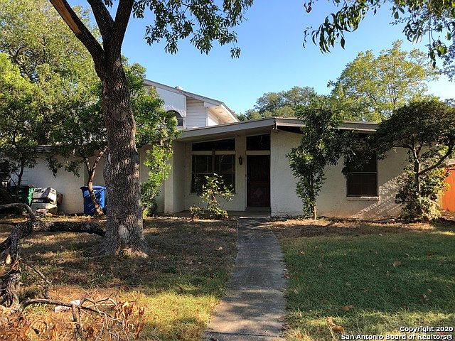 1st image of 215 Cicero Dr