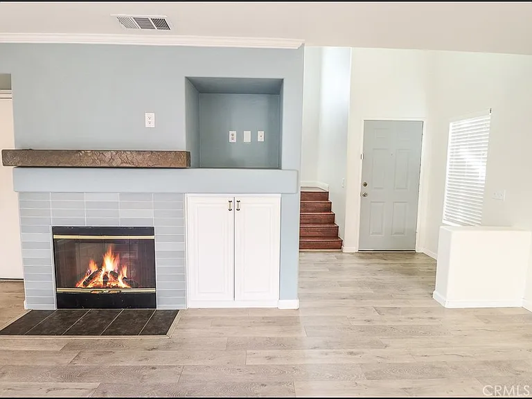 5 Chatham Ct — Photo 5