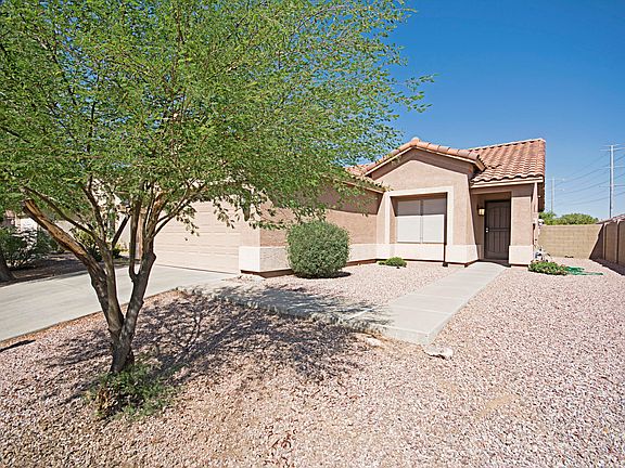 2nd image of 3030 W Lucia Dr