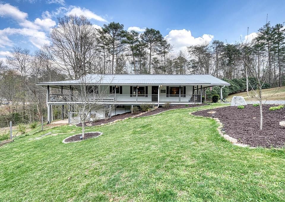 1st image of 399 Pack Creek Rd