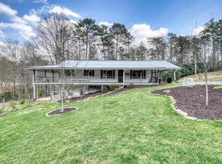 399 Pack Creek Rd, Blue Ridge, GA 30513