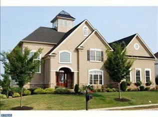 516 Championship Dr, Harleysville, PA
