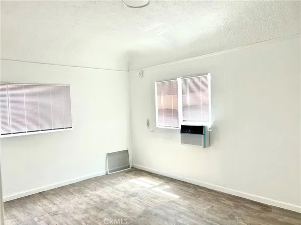 210 S Lake St #212, Los Angeles, CA 90057