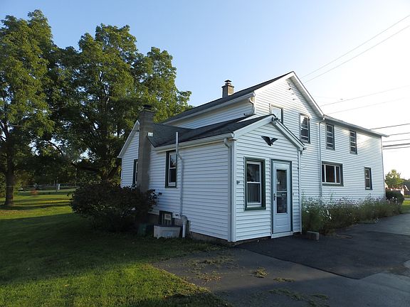 2nd image of 3566 Pleasant Ave