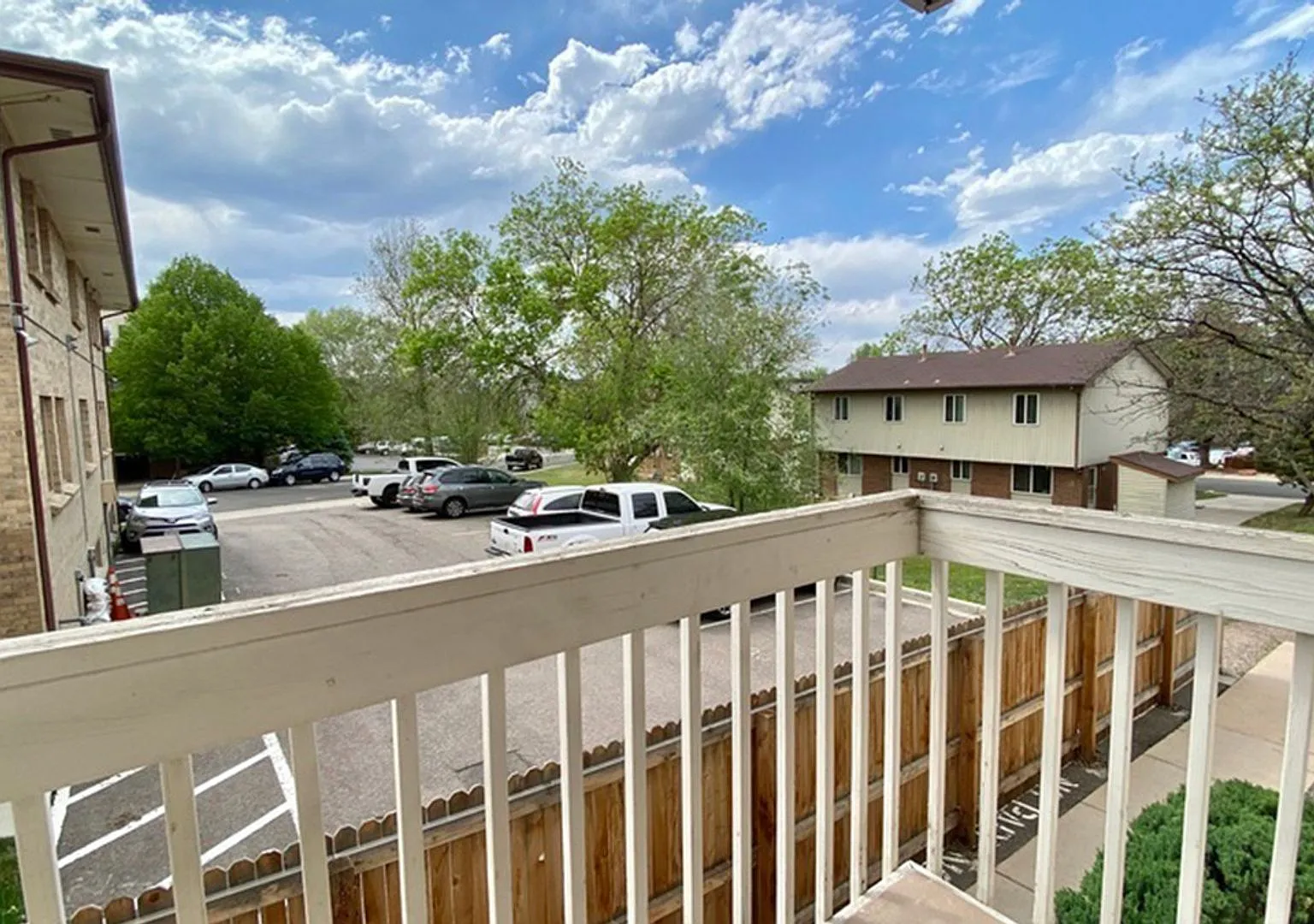 551 W Prentice Ave — Photo 3