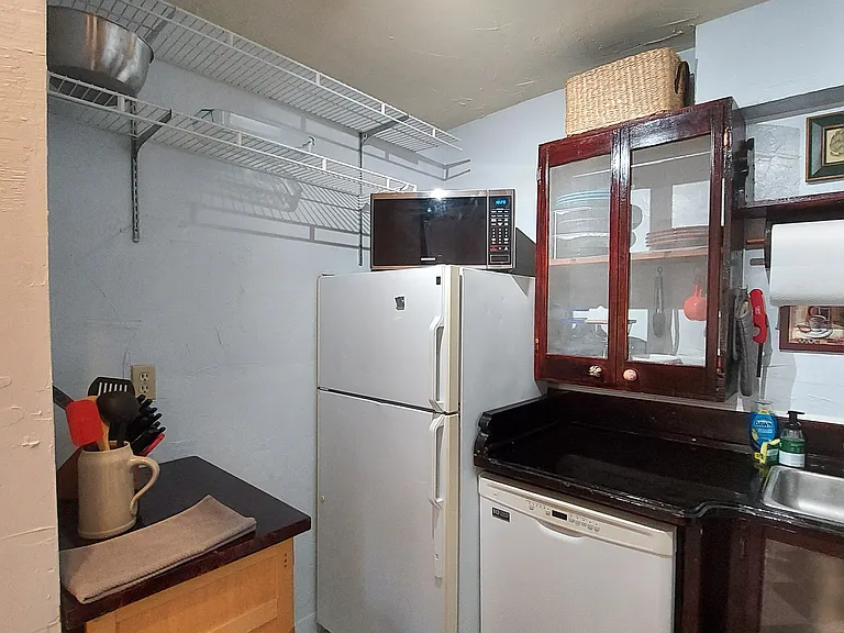 334 E Mulberry St #1 — Photo 10