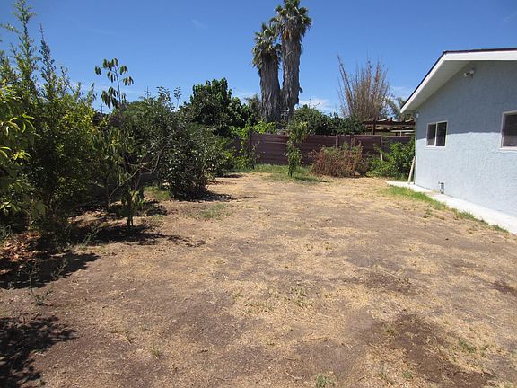 4th image of 5073 Conrad Ave