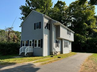 1 High Street Ext, Taunton, MA 02780