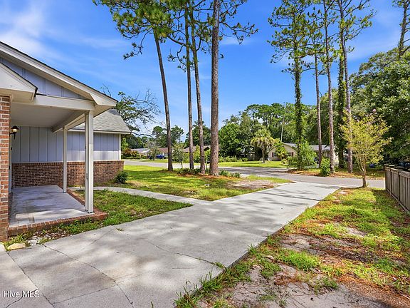 5th image of 3619 Bent Tree Court