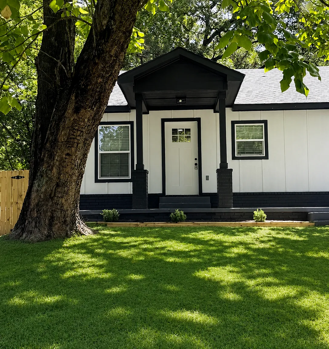 2 bed, 830 sqft, $1,495 — Photo 1