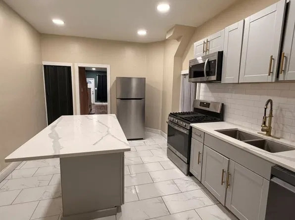 1159 Chambers St, Trenton, NJ 08610