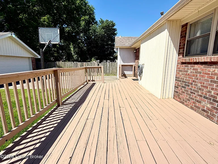 7210 Strive Ln — Photo 9