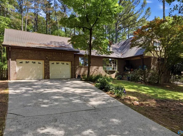 5802 Fortune Dr NE, Huntsville, AL 35811