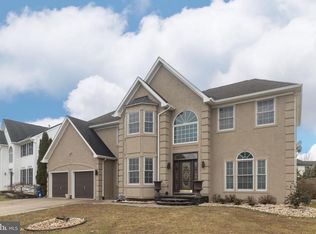 430 W Country Club Dr, Westampton, NJ 08060