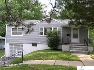 4037 Newport Ave, Omaha, NE 68112