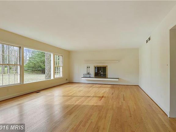 5th image of 9720 The Corral Dr