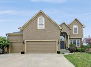 16158 Bradley Dr, Olathe, KS 66062