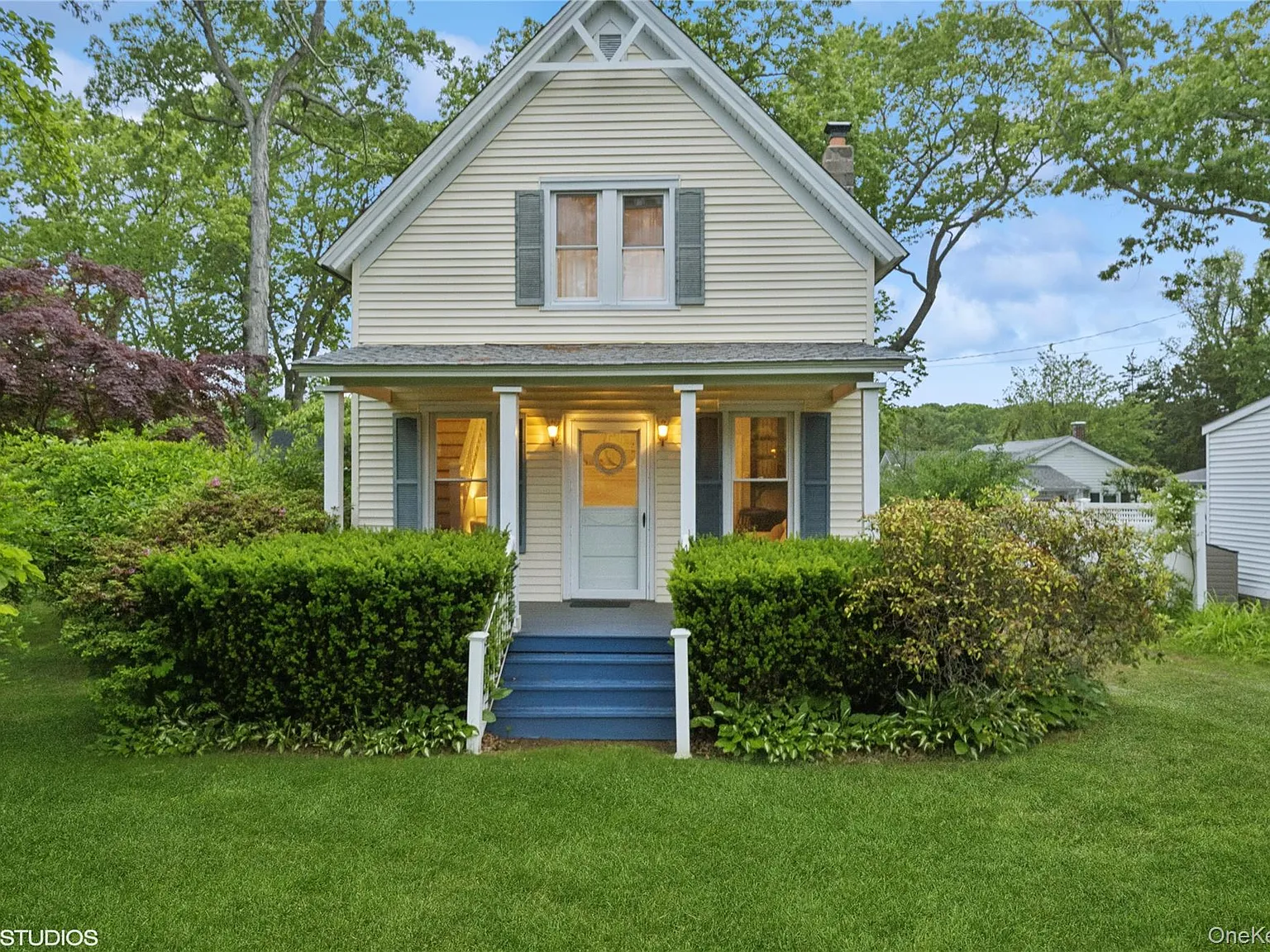 3 bed, 1.5 bath, 1200 sqft, $4,200 — Photo 1