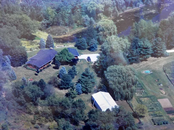 10068 West 3 Mile ROAD, Franksville, WI 53126