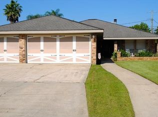 87 Melrose Dr, Destrehan, LA 70047