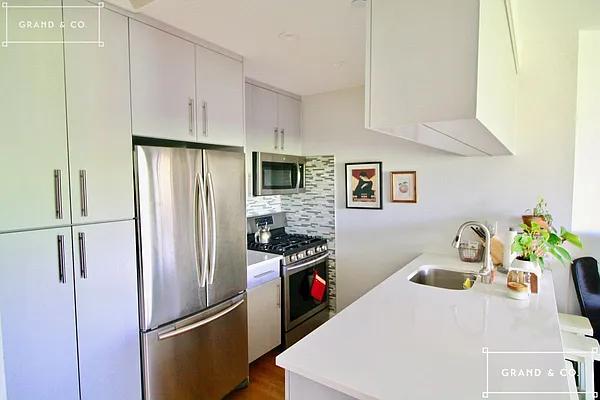 Rented by Grand & Co. | media 57