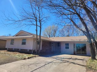 400 Rosewood Dr, Norman, OK 73069