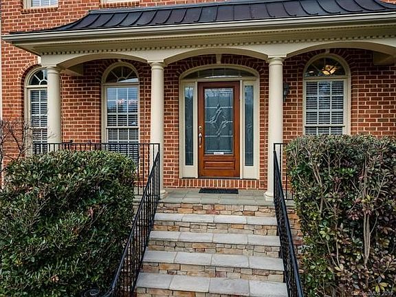 2nd image of 6847 Thornton Oaks Ct