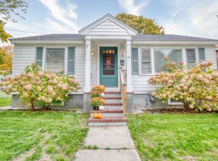 40 Chambers St, Lowell, MA 01852