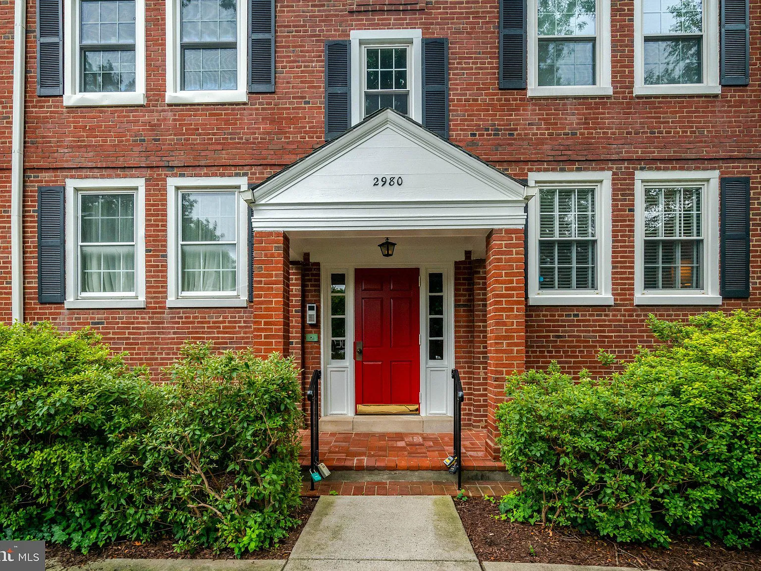 Fairlington Village — Photo 1