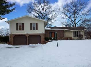 52835 Searer Dr, South Bend, IN