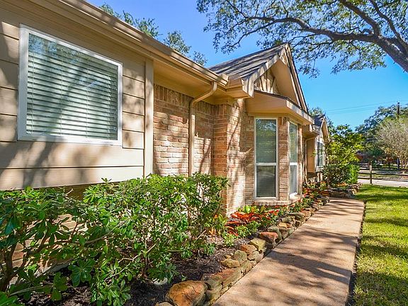 4th image of 14002 Saint Marys Ln