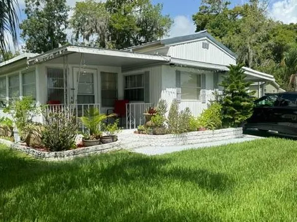 12 Gatehouse Ct, Daytona Beach, FL 32119