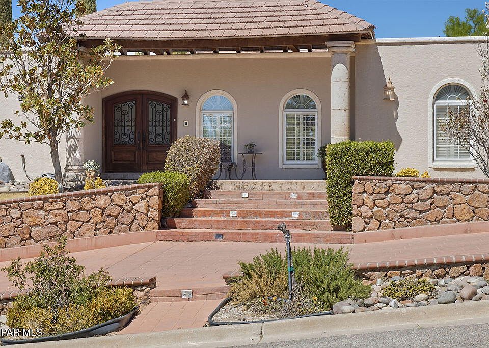 1st image of 6025 Torrey Pines Dr